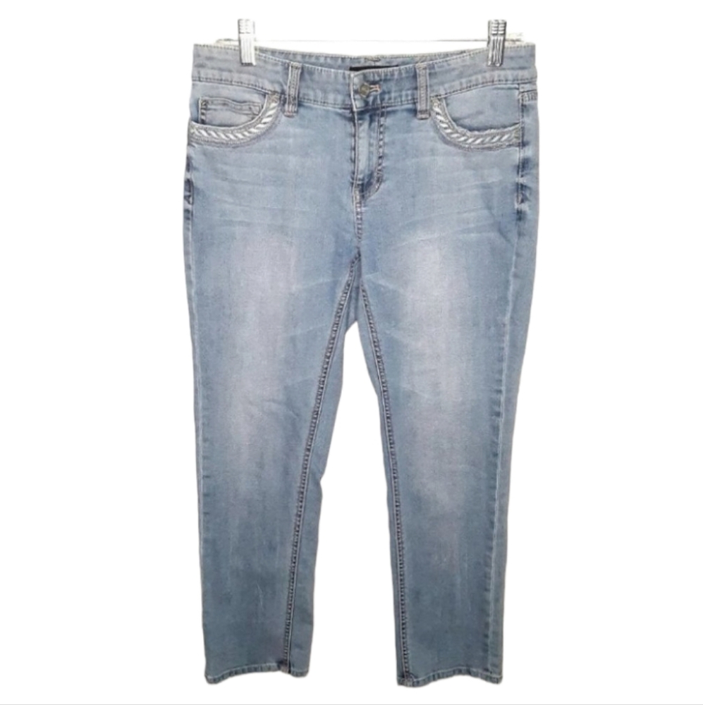 White House Black Market Capri Jean's